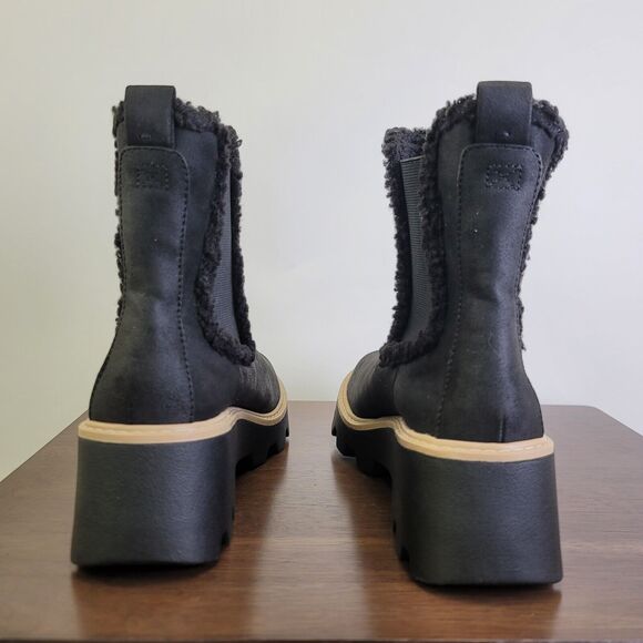 DV by Dolce Vita Vinny Chelsea Boot Womens Size 9 Black Faux Suede Lug Sole - Picture 4 of 13
